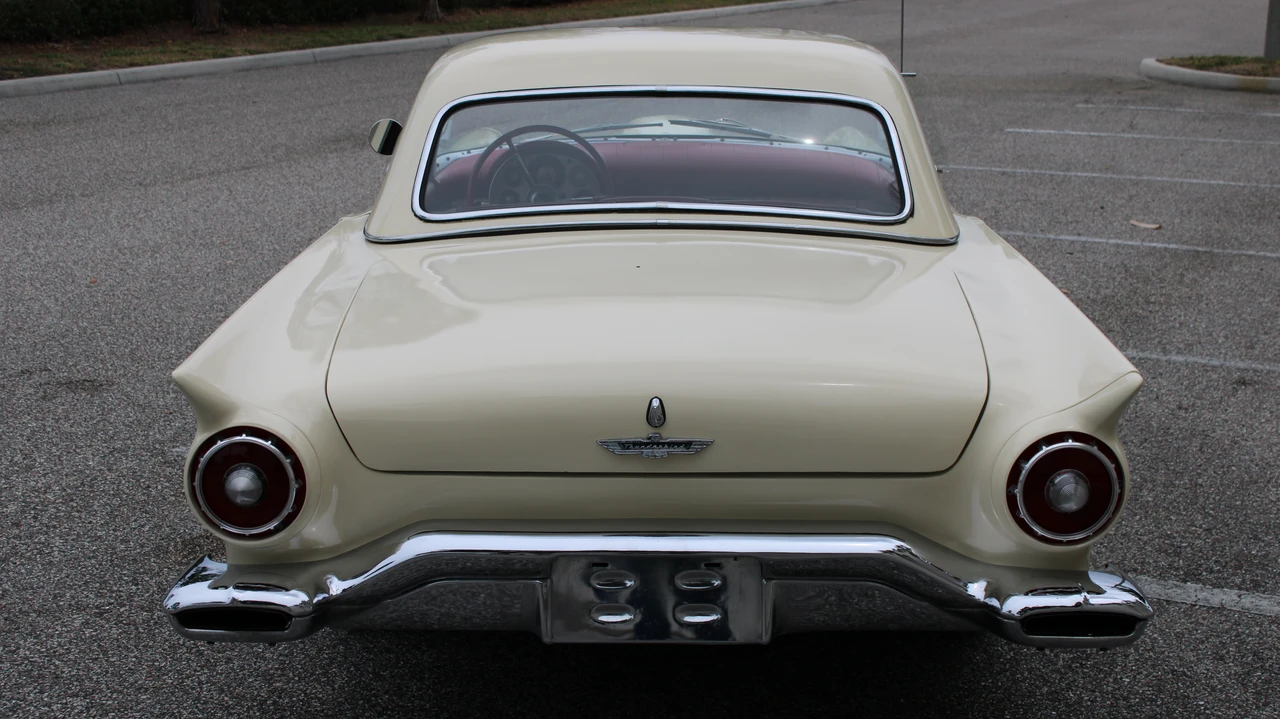 1957 Ford Thunderbird 1st Gen - Image 14 of 31