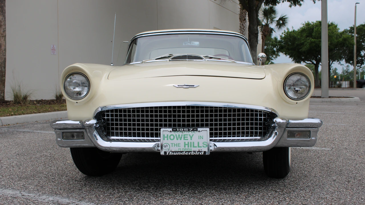 1957 Ford Thunderbird 1st Gen - Image 6 of 31