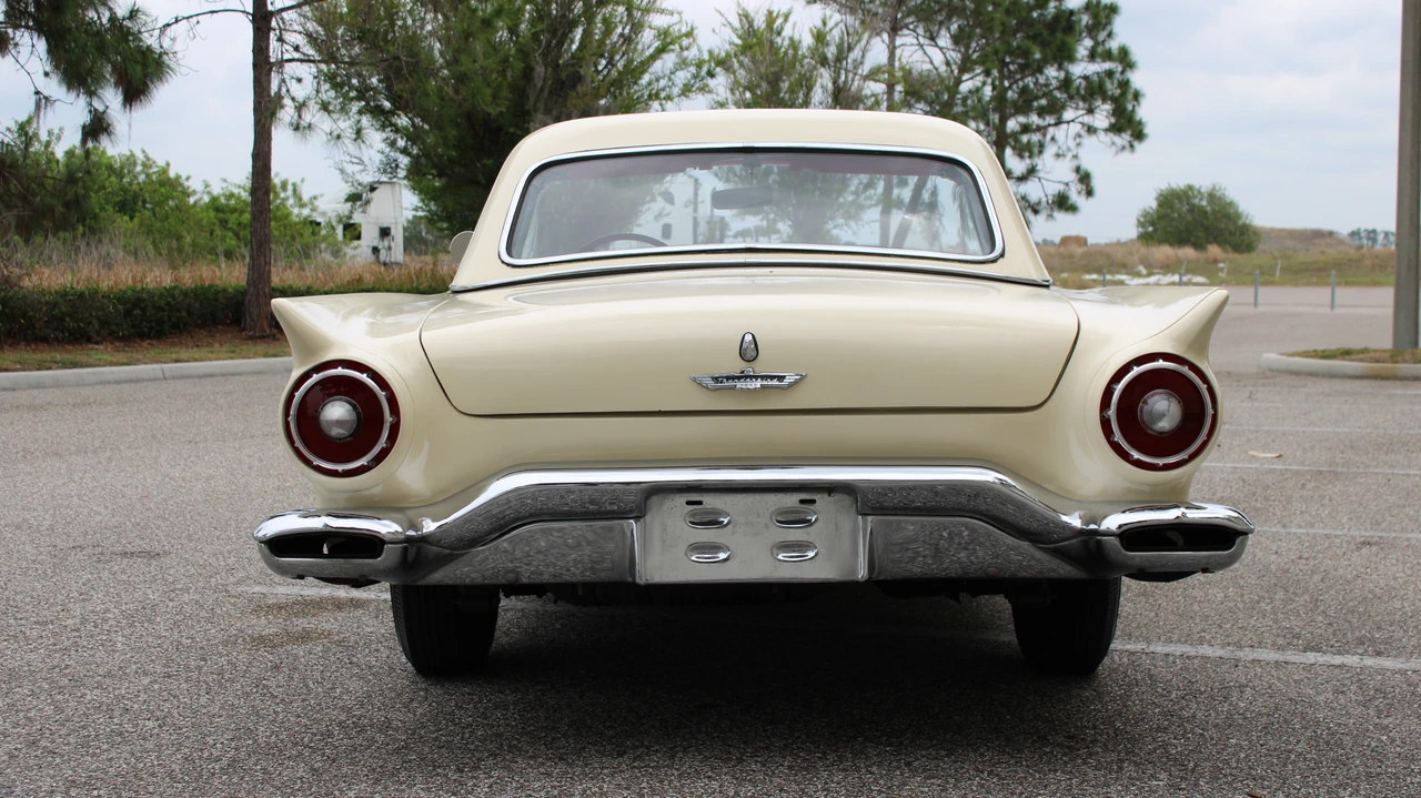 1957 Ford Thunderbird 1st Gen - Image 13 of 31