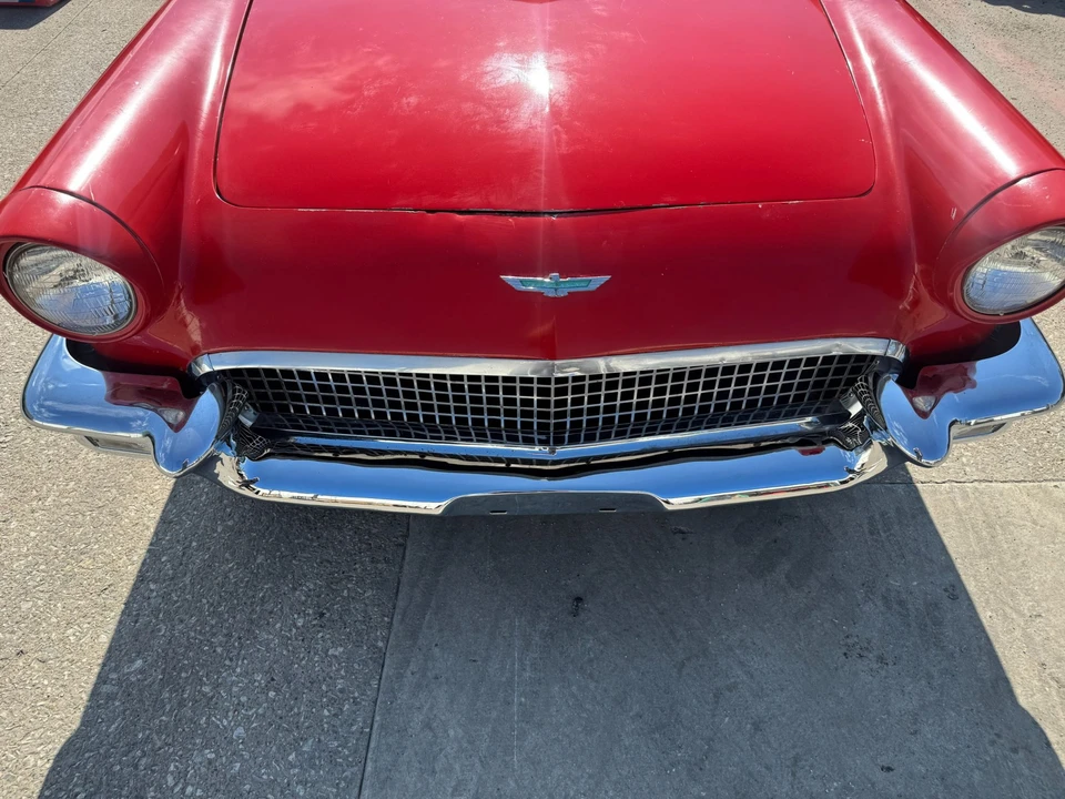 1957 Ford Thunderbird 1st Gen - Image 25 of 31