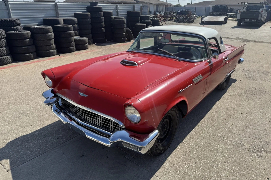 1957 Ford Thunderbird 1st Gen - Image 3 of 31