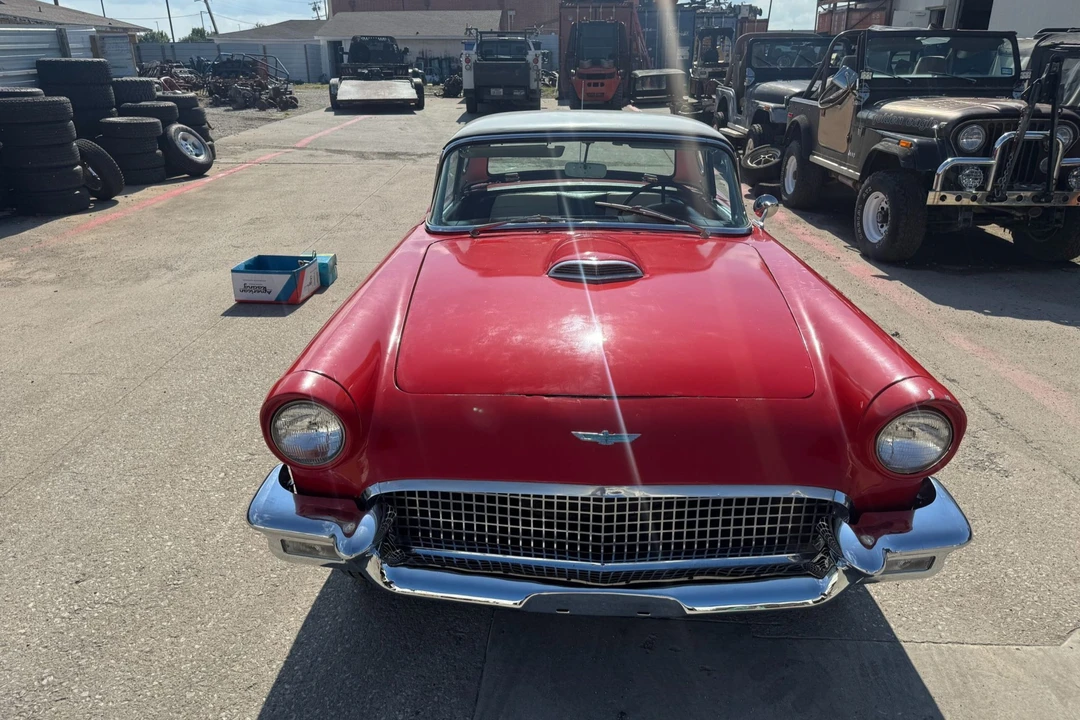 1957 Ford Thunderbird 1st Gen - Image 5 of 31