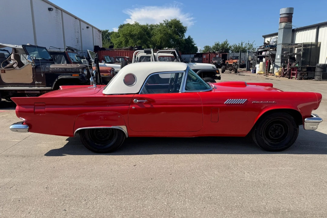 1957 Ford Thunderbird 1st Gen - Image 8 of 31