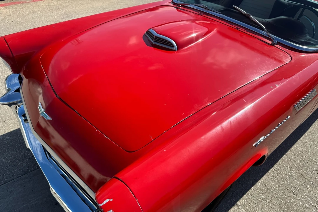 1957 Ford Thunderbird 1st Gen - Image 23 of 31
