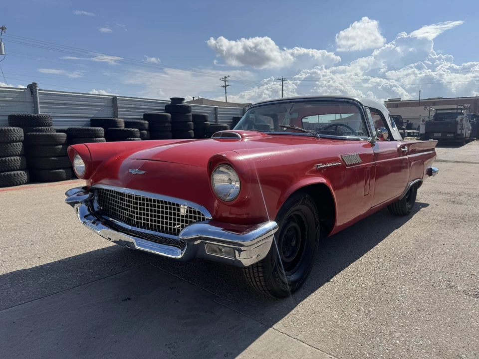 1957 Ford Thunderbird 1st Gen - Image 2 of 31