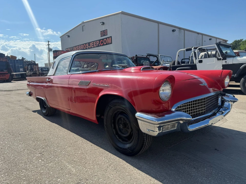1957 Ford Thunderbird 1st Gen - Image 7 of 31