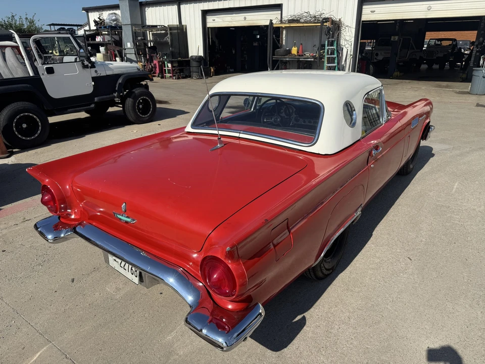 1957 Ford Thunderbird 1st Gen - Image 10 of 31