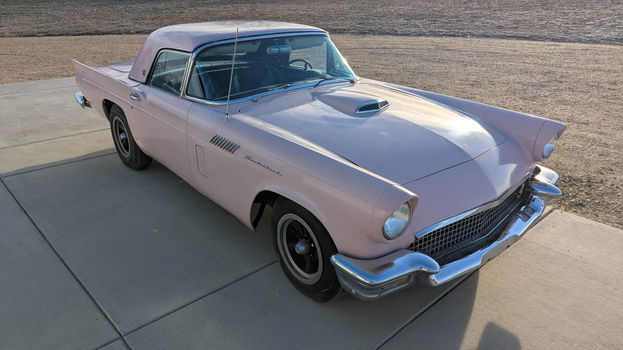 1957 Ford Thunderbird 1st Gen - Image 7 of 31