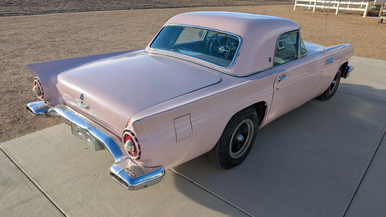 1957 Ford Thunderbird 1st Gen - Image 11 of 31