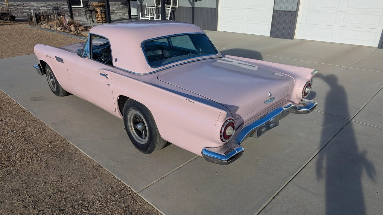 1957 Ford Thunderbird 1st Gen - Image 15 of 31