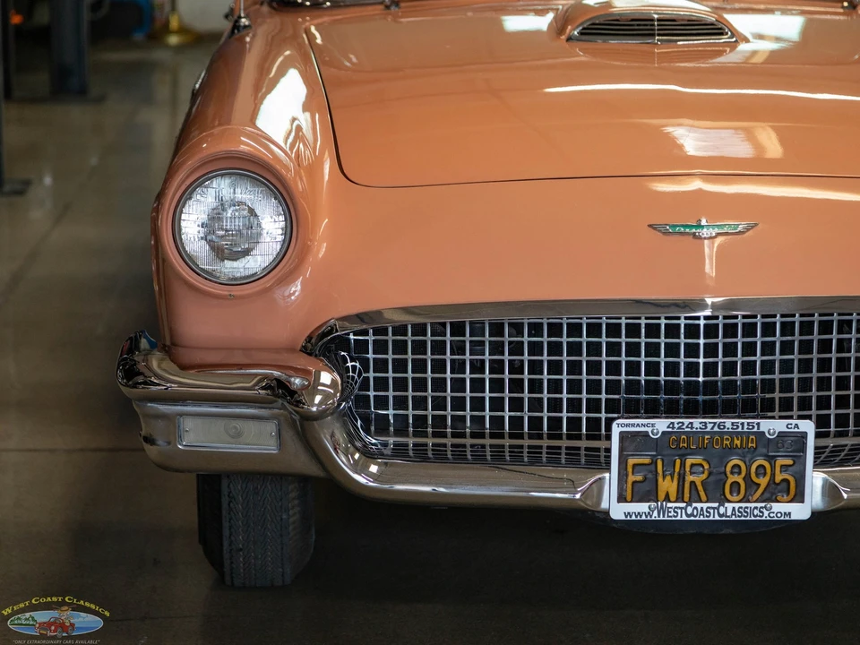 1957 Ford Thunderbird 1st Gen - Image 15 of 21