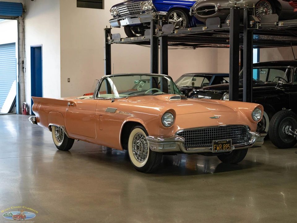 1957 Ford Thunderbird 1st Gen - Image 11 of 21