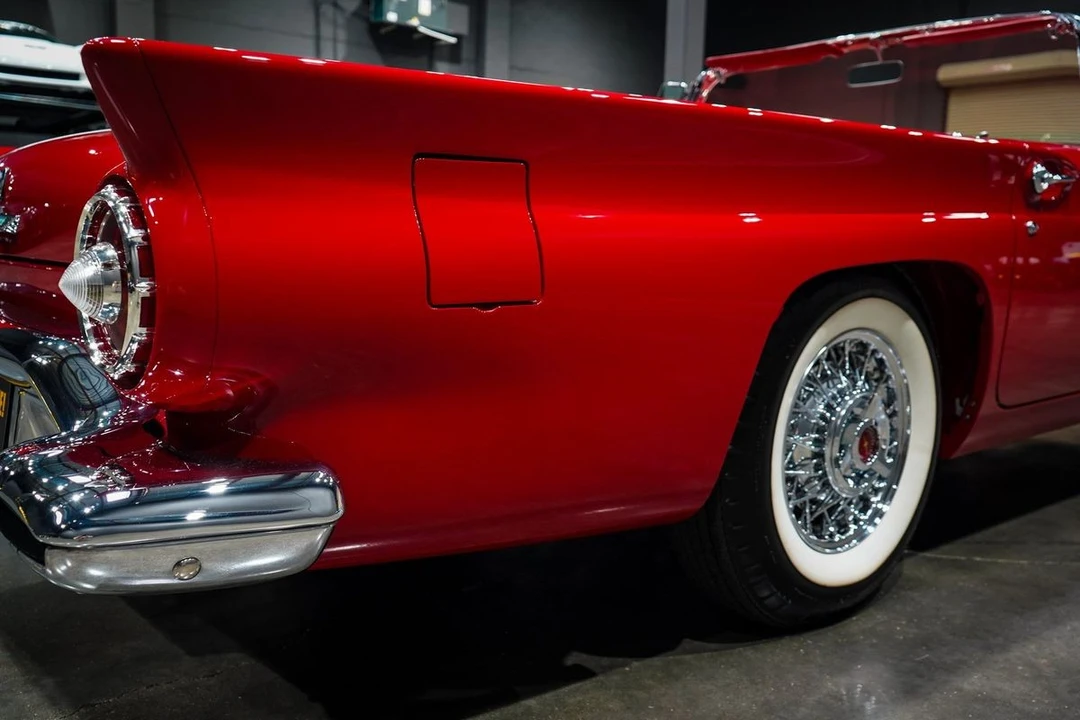 1957 Ford Thunderbird 1st Gen - Image 16 of 31