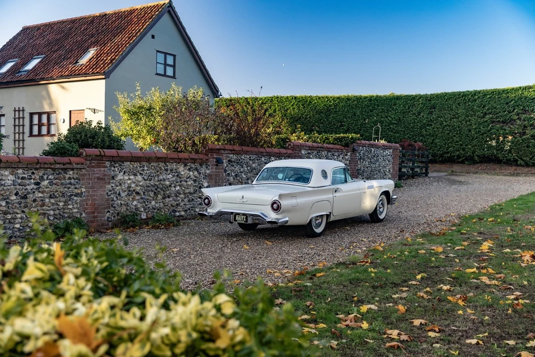1957 Ford Thunderbird 1st Gen - Image 28 of 30