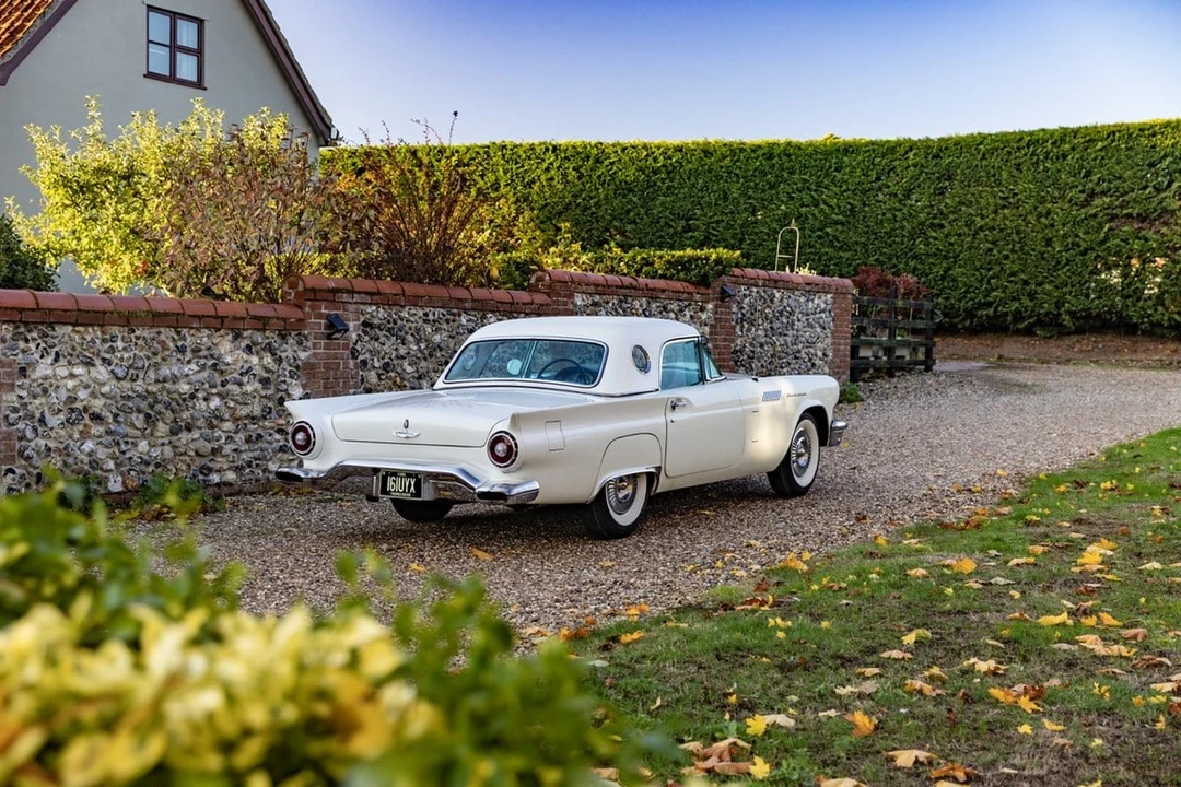 1957 Ford Thunderbird 1st Gen - Image 27 of 30