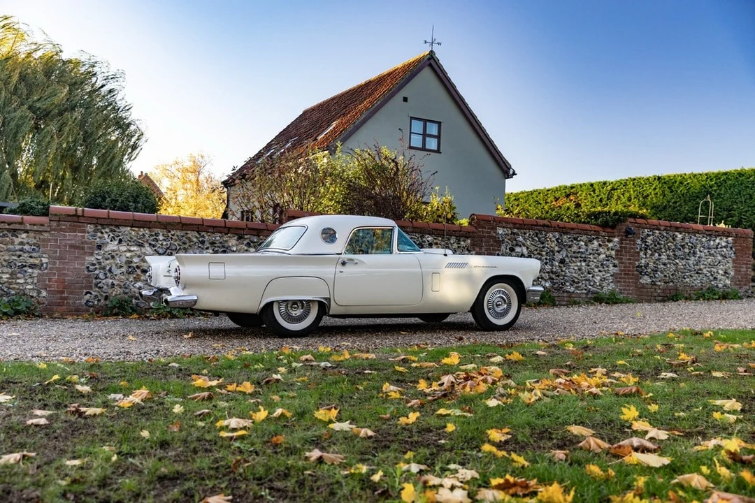 1957 Ford Thunderbird 1st Gen - Image 26 of 30