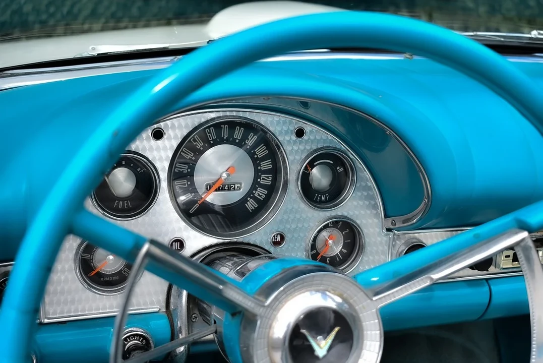 1957 Ford Thunderbird 1st Gen - Image 26 of 30