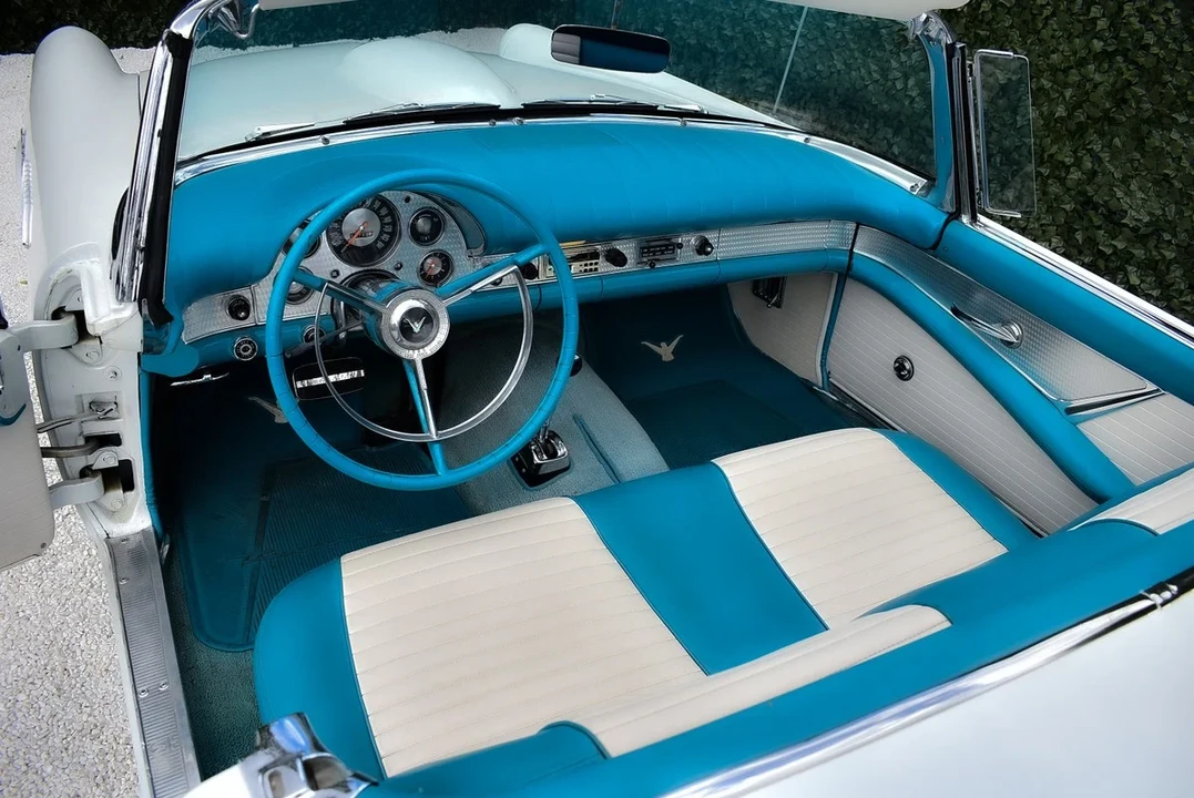 1957 Ford Thunderbird 1st Gen - Image 22 of 31