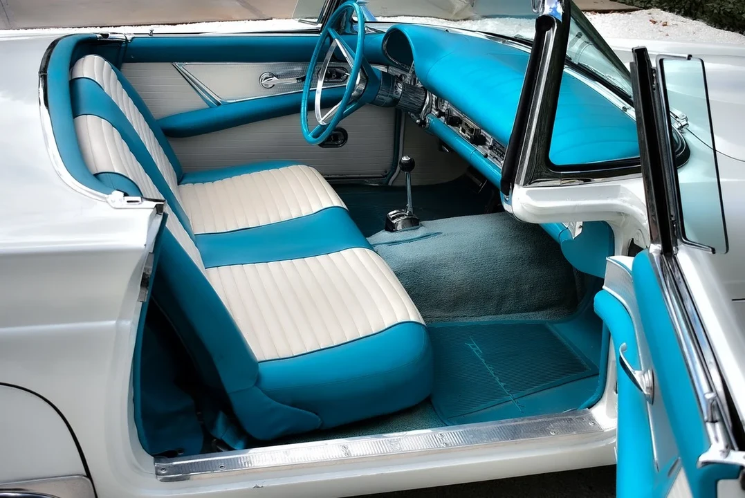 1957 Ford Thunderbird 1st Gen - Image 30 of 31