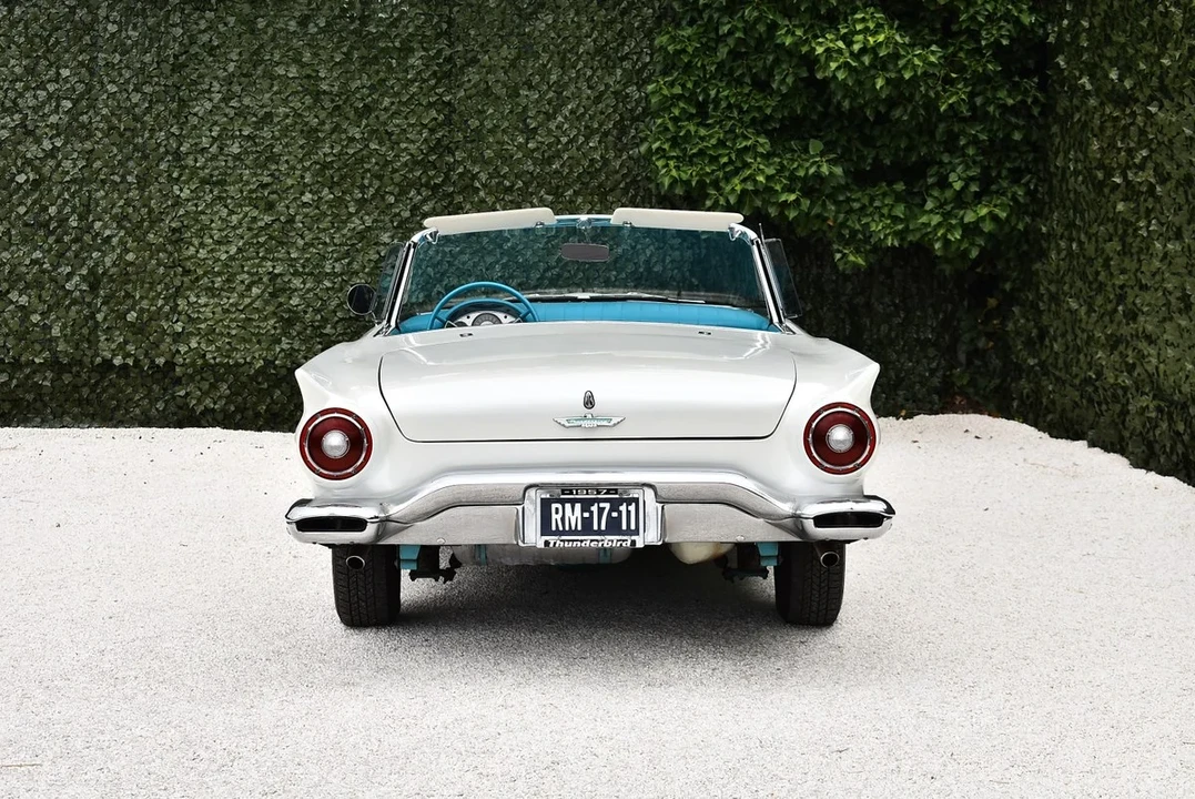 1957 Ford Thunderbird 1st Gen - Image 7 of 31