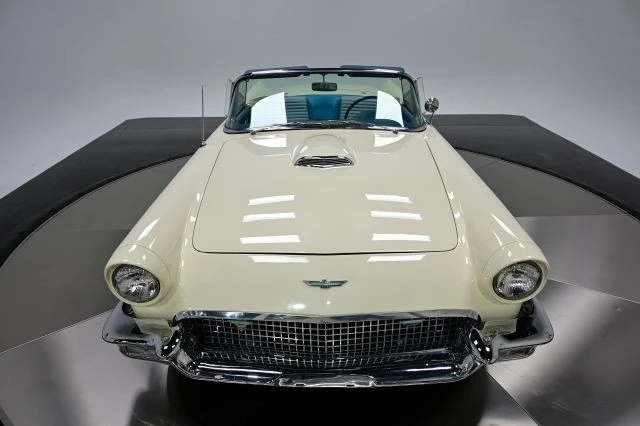 1957 Ford Thunderbird 1st Gen - Image 17 of 31