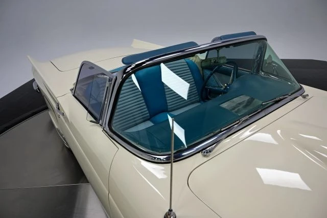 1957 Ford Thunderbird 1st Gen - Image 20 of 31