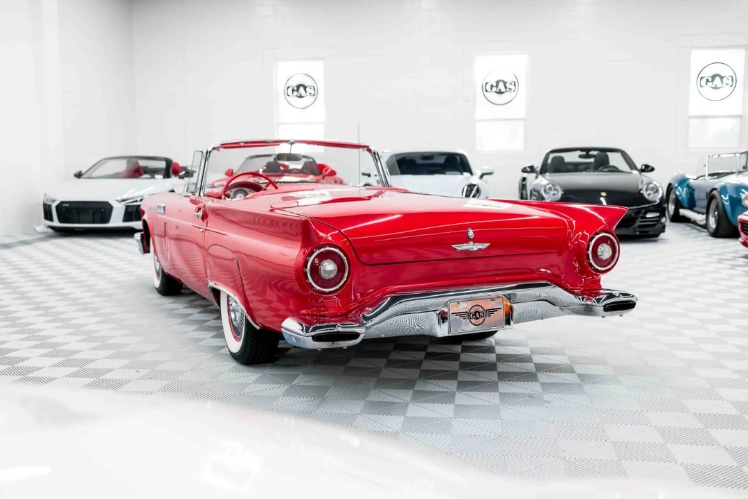 1957 Ford Thunderbird 1st Gen - Image 9 of 31
