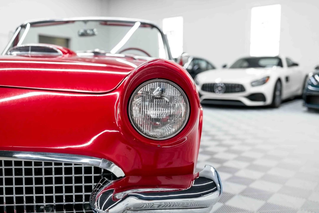 1957 Ford Thunderbird 1st Gen - Image 21 of 31