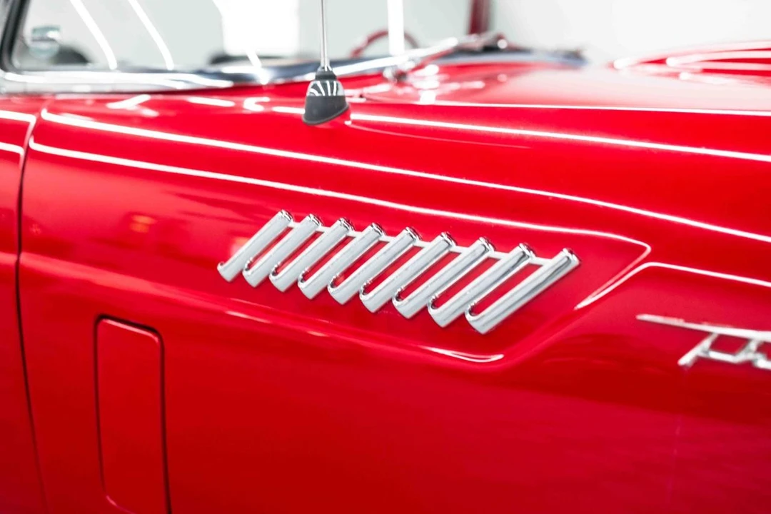 1957 Ford Thunderbird 1st Gen - Image 28 of 31