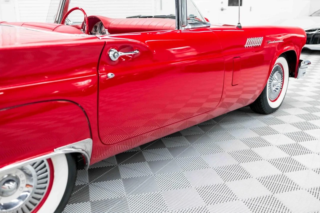 1957 Ford Thunderbird 1st Gen - Image 31 of 31