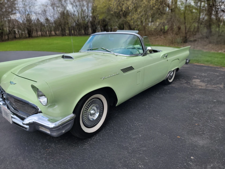 1957 Ford Thunderbird 1st Gen - Image 6 of 9