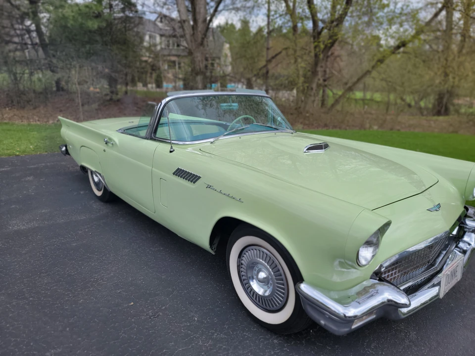 1957 Ford Thunderbird 1st Gen - Image 8 of 9