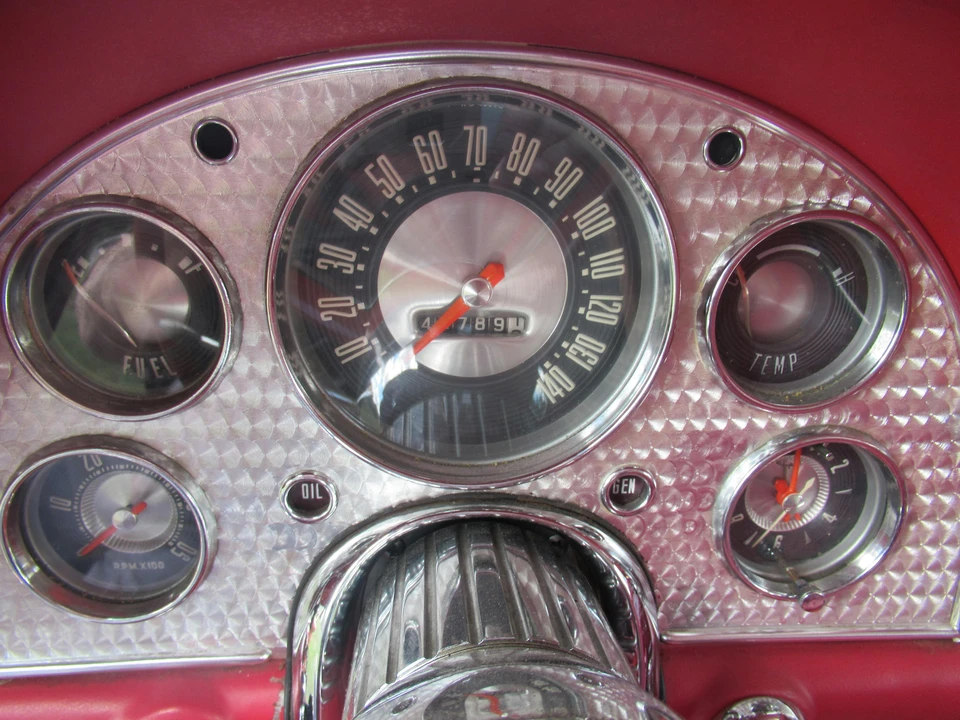 1957 Ford Thunderbird 1st Gen - Image 28 of 31