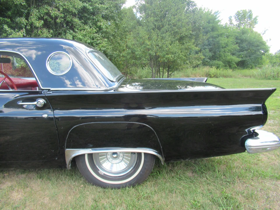 1957 Ford Thunderbird 1st Gen - Image 10 of 31