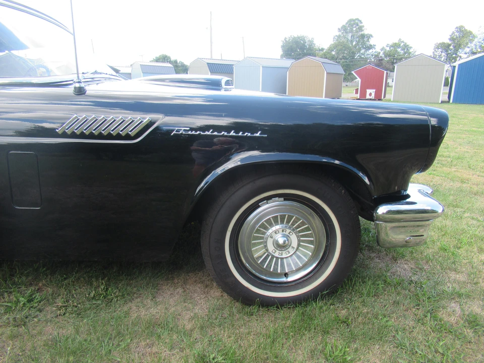 1957 Ford Thunderbird 1st Gen - Image 20 of 31