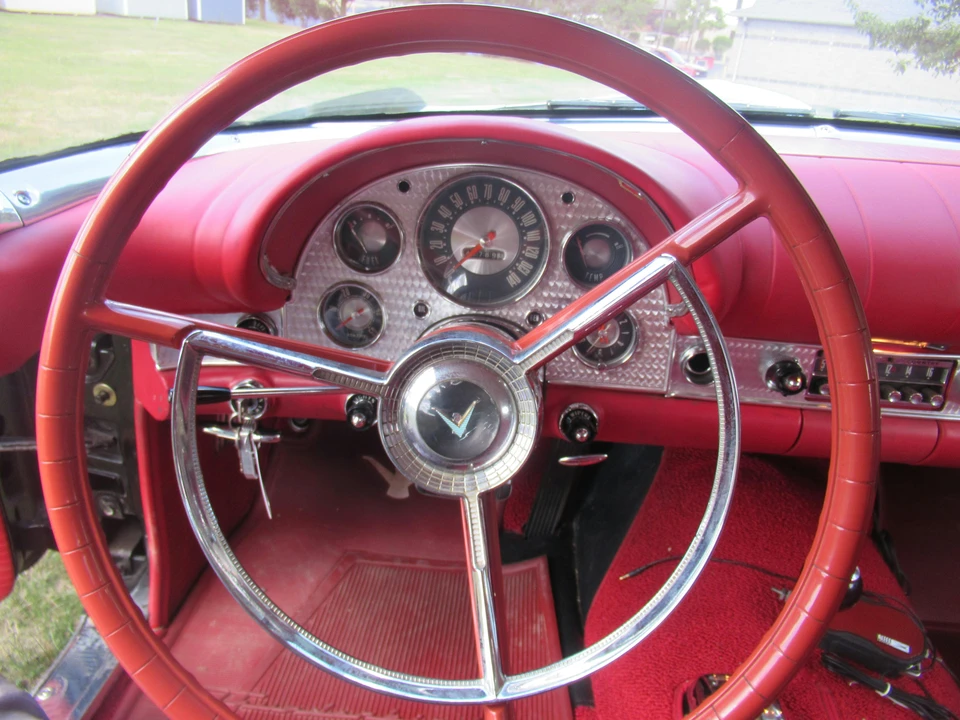 1957 Ford Thunderbird 1st Gen - Image 26 of 31