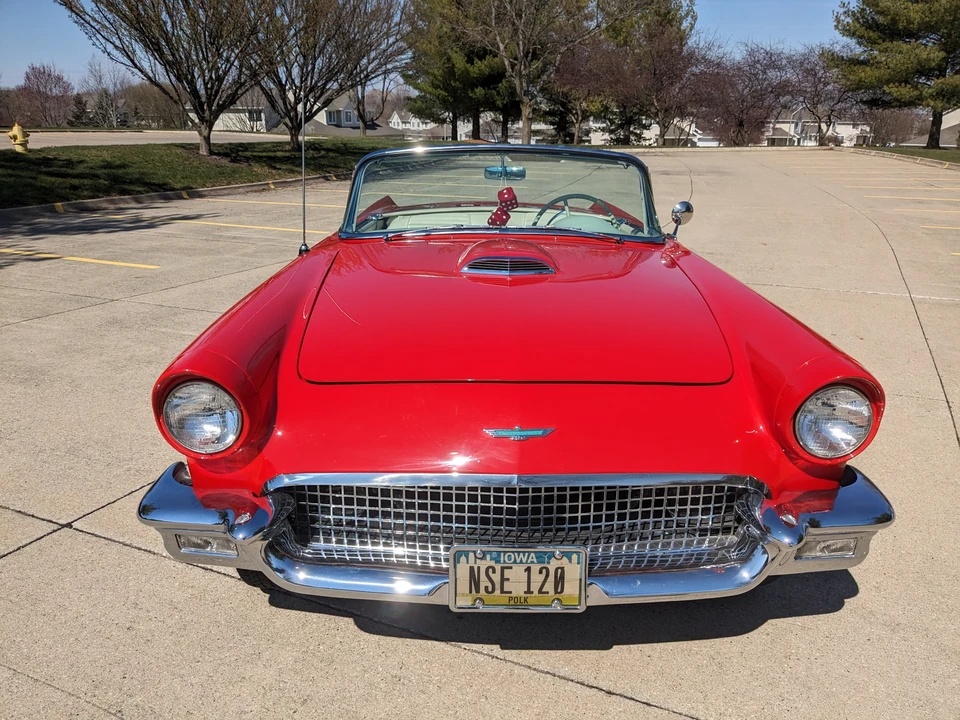 1957 Ford Thunderbird 1st Gen - Image 11 of 31