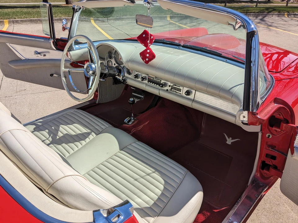 1957 Ford Thunderbird 1st Gen - Image 19 of 31