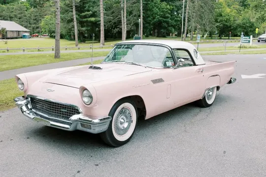 1957 Ford Thunderbird
