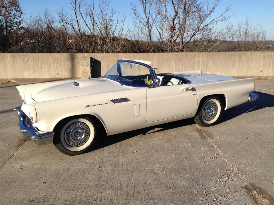 1957 Ford Thunderbird 1st Gen - Image 4 of 31