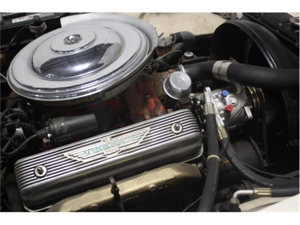 1957 Ford Thunderbird 1st Gen - Image 23 of 31
