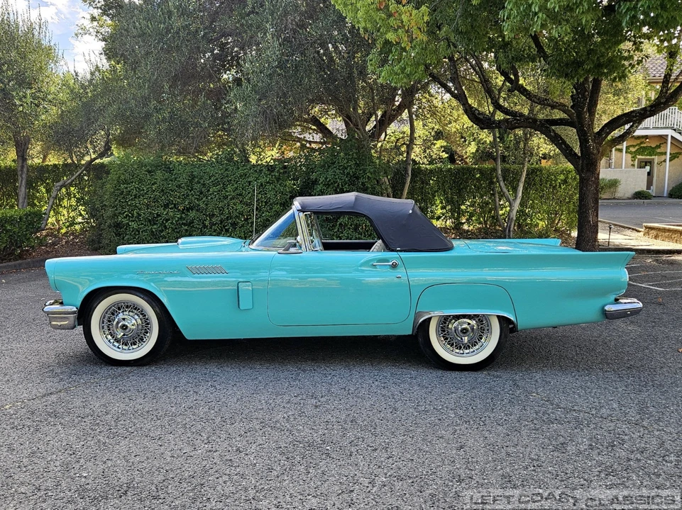 1957 Ford Thunderbird 1st Gen - Image 3 of 21