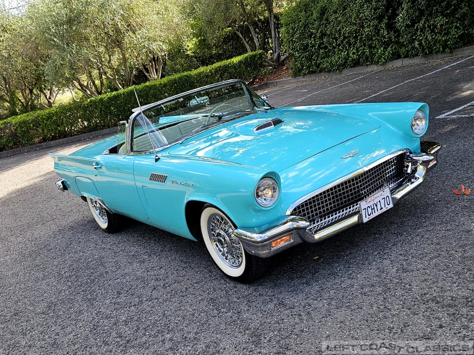 1957 Ford Thunderbird 1st Gen - Image 9 of 21