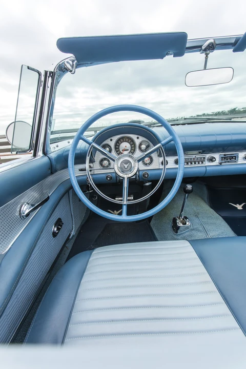 1957 Ford Thunderbird 1st Gen - Image 21 of 31
