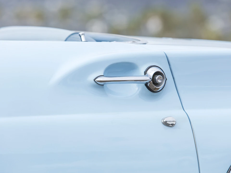 1957 Ford Thunderbird 1st Gen - Image 28 of 31