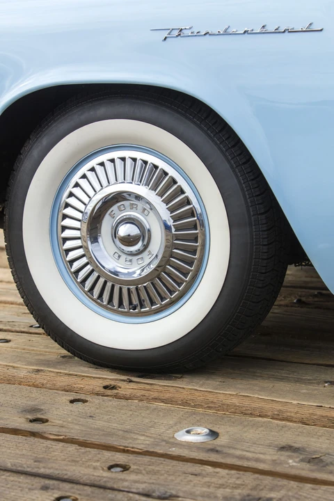 1957 Ford Thunderbird 1st Gen - Image 27 of 31