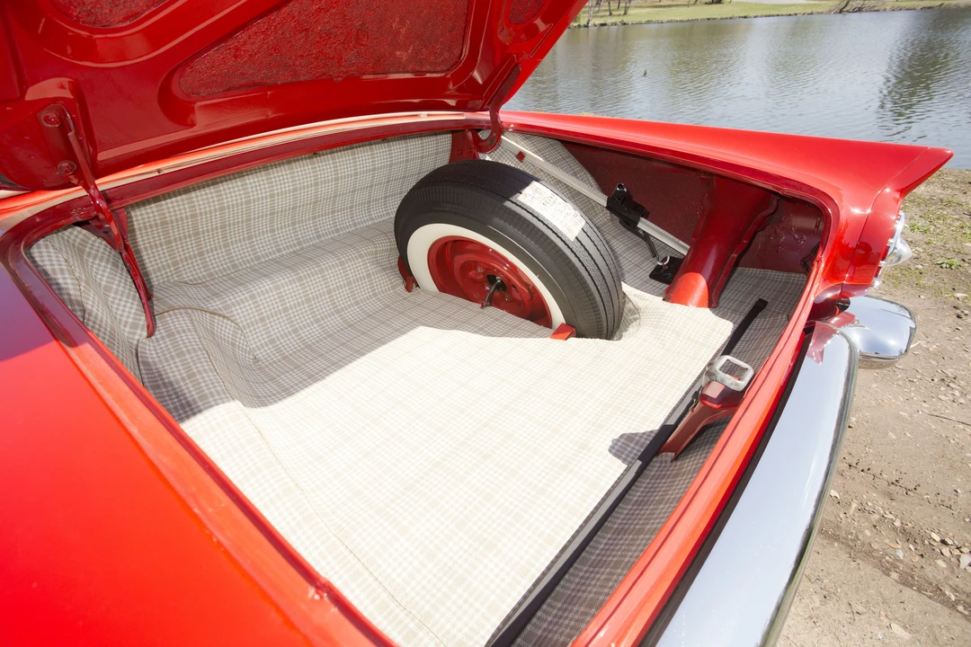 1957 Ford Thunderbird 1st Gen - Image 12 of 21