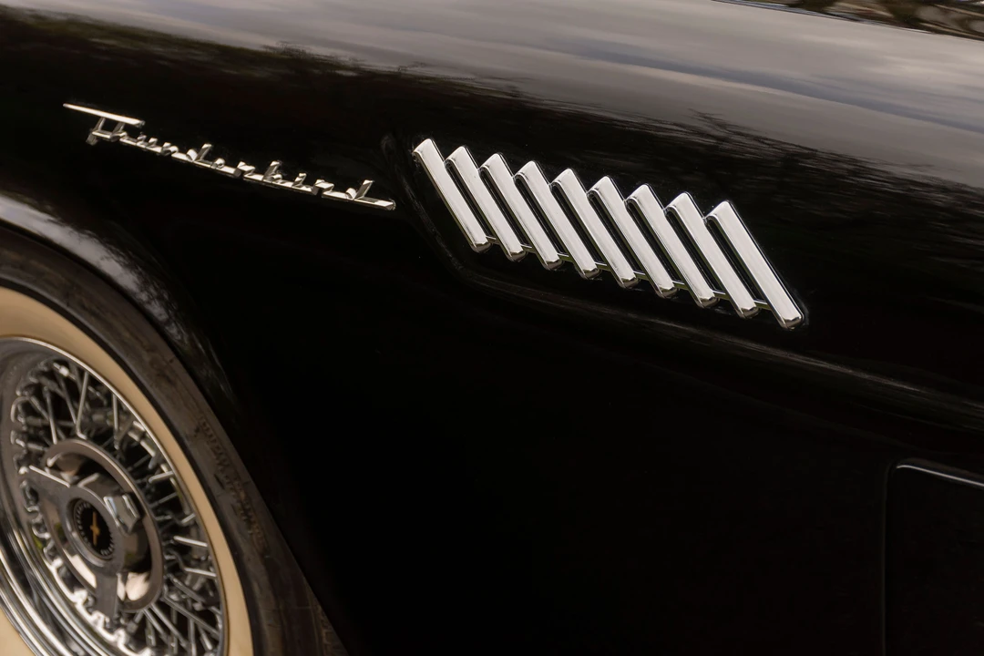 1957 Ford Thunderbird 1st Gen - Image 29 of 31