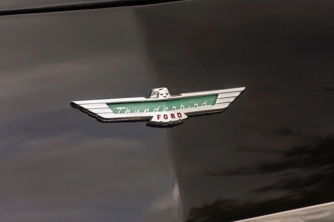 1957 Ford Thunderbird 1st Gen - Image 25 of 31