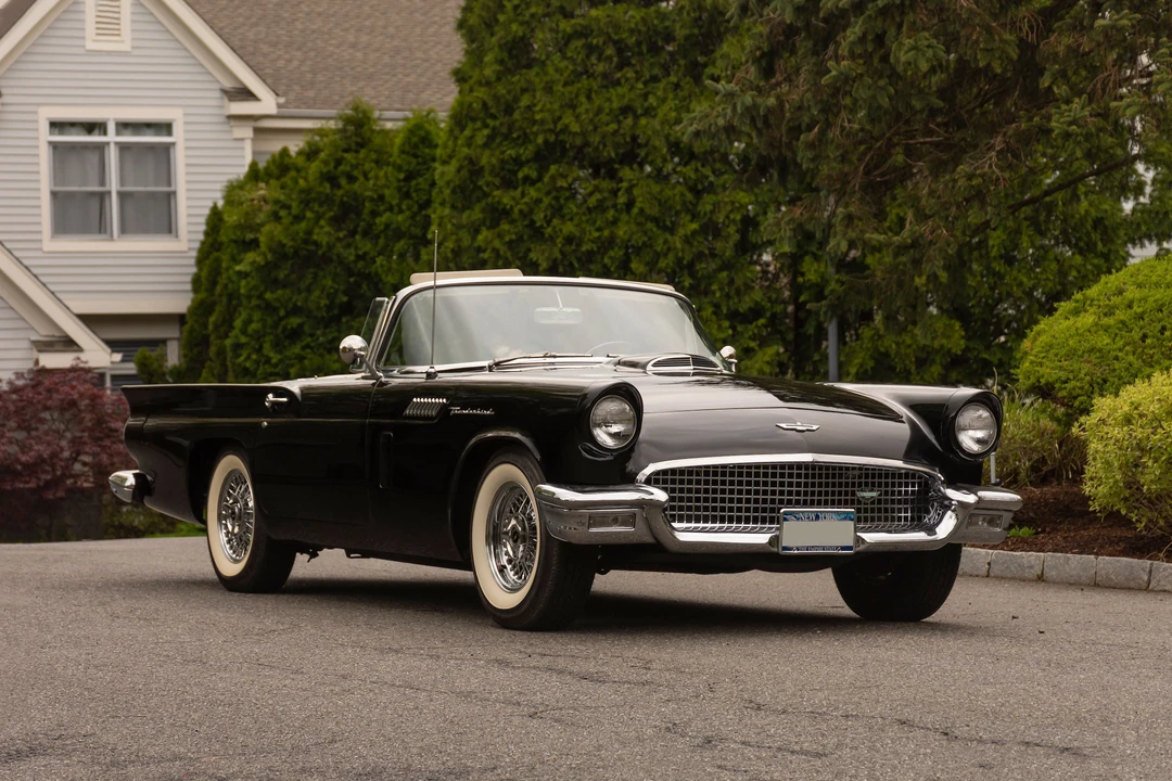 1957 Ford Thunderbird 1st Gen - Image 16 of 31